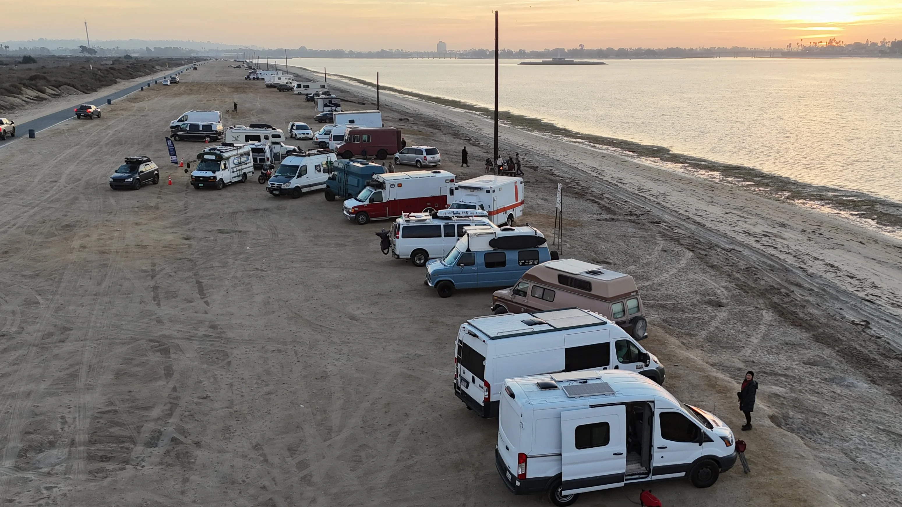 MEETUP PRESENTS SAN DIEGO CAMPERVAN CLUB @ FIESTA ISLAND